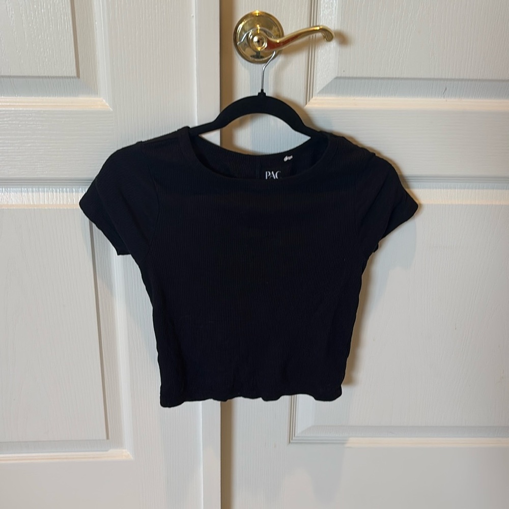 PacSun Black Crop Top